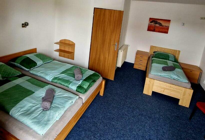 פנסיון Kateřina Restaurant A Penzion