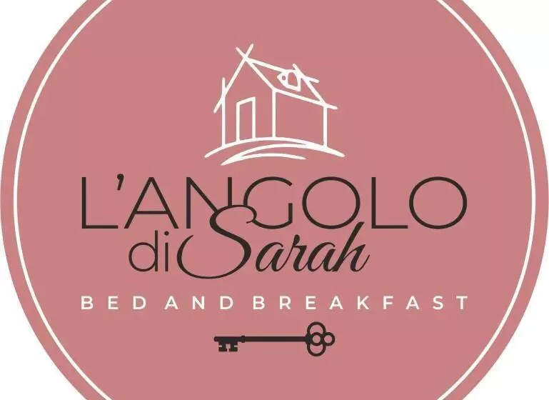 تختخواب و صبحانه L Angolo Di Sarah