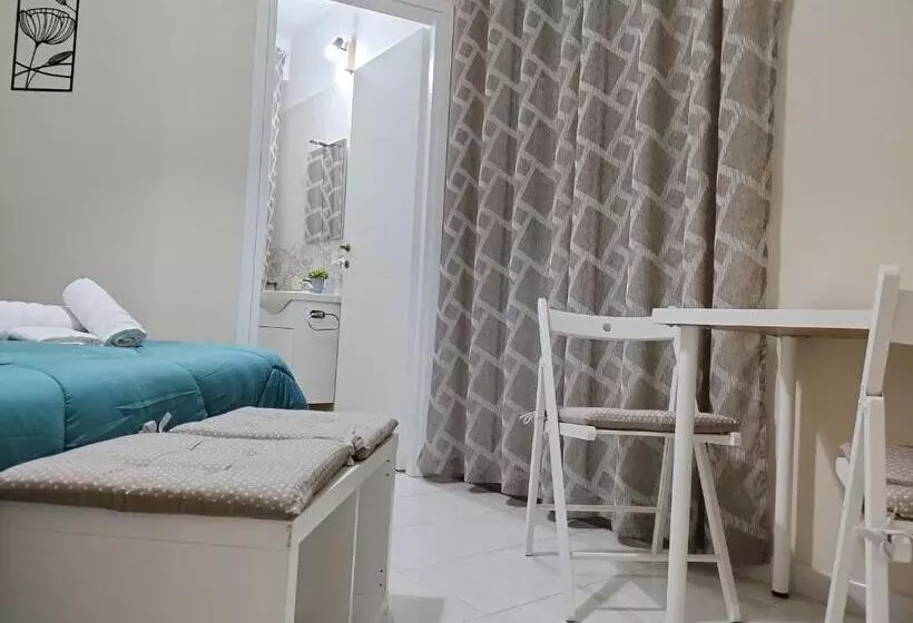 تختخواب و صبحانه L Angolo Di Sarah