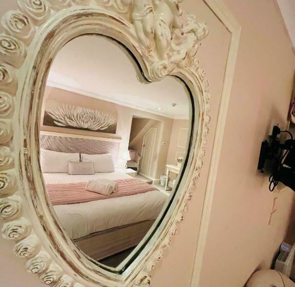 בית מלון כפרי The Poachers