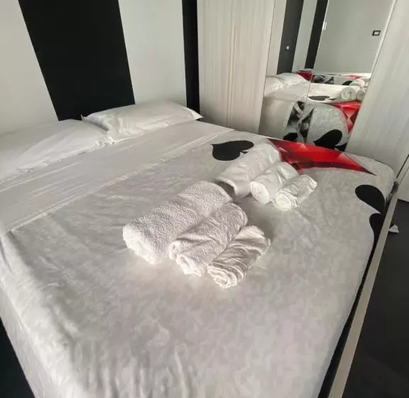 تختخواب و صبحانه Iris