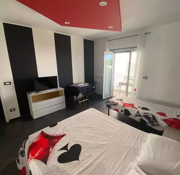 تختخواب و صبحانه Iris