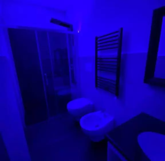 تختخواب و صبحانه Iris