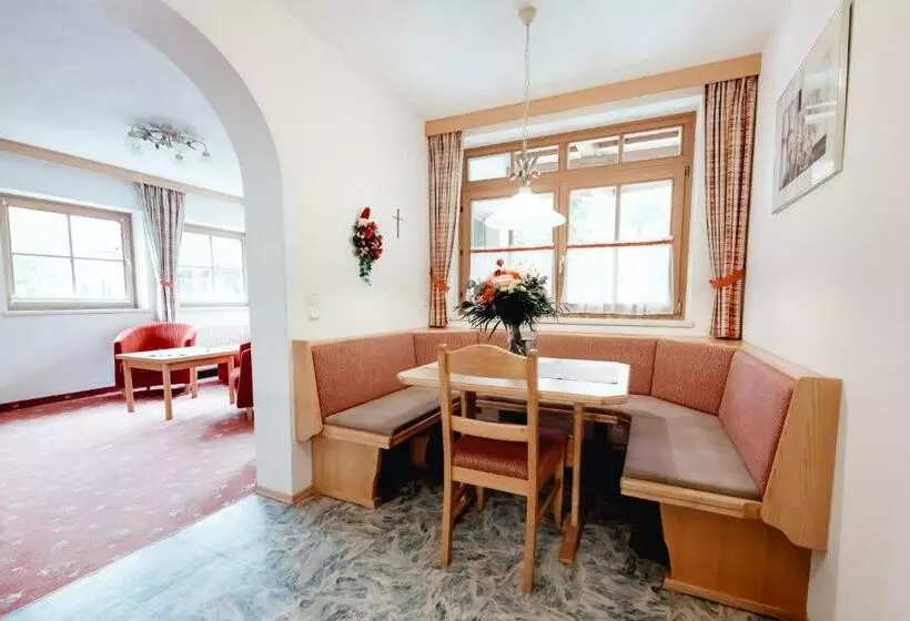 Dandler   Zimmer Und Ferienwohnungen