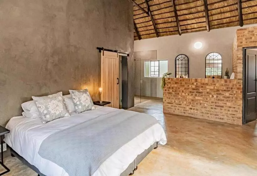 Majatalo Featherwood Farm & Nyala Lodge