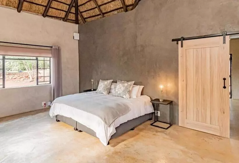 Majatalo Featherwood Farm & Nyala Lodge