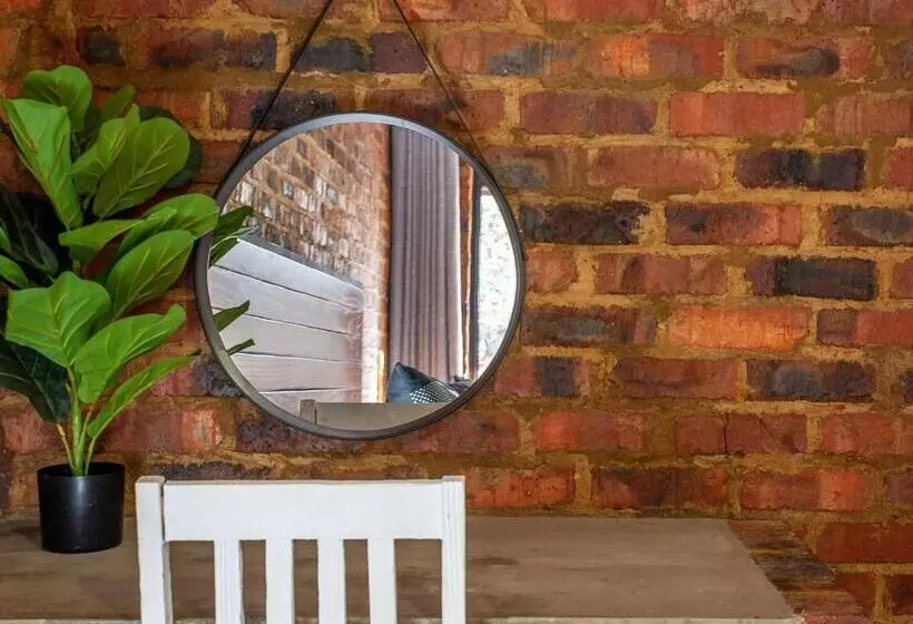 Majatalo Featherwood Farm & Nyala Lodge