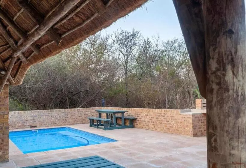 Majatalo Featherwood Farm & Nyala Lodge