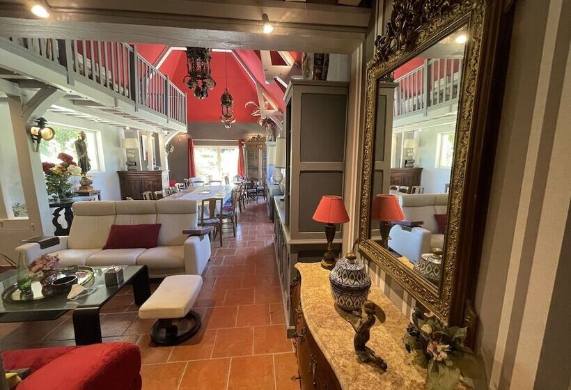 פנסיון La Fontaine Romy