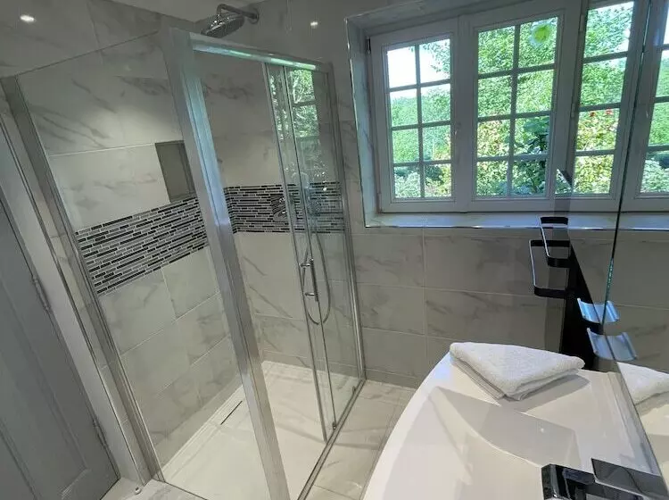 ペンション La Fontaine Romy