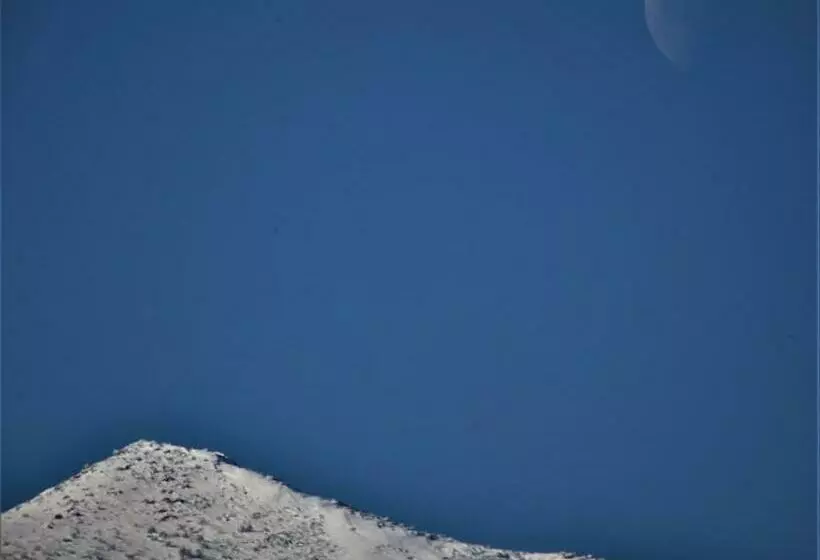 پانسیون Vilas Ambasador Bratin Dol