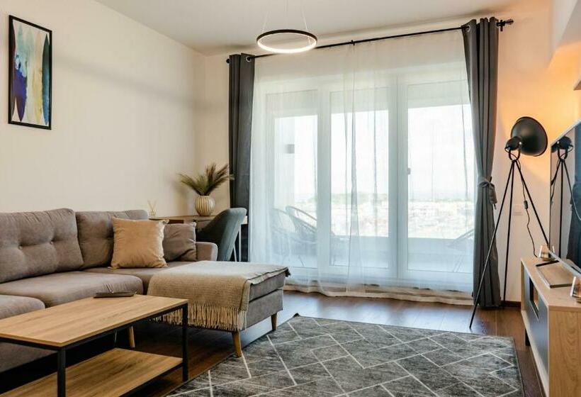 Apart B&v 55 Qualis   Luxury Mountain Escape