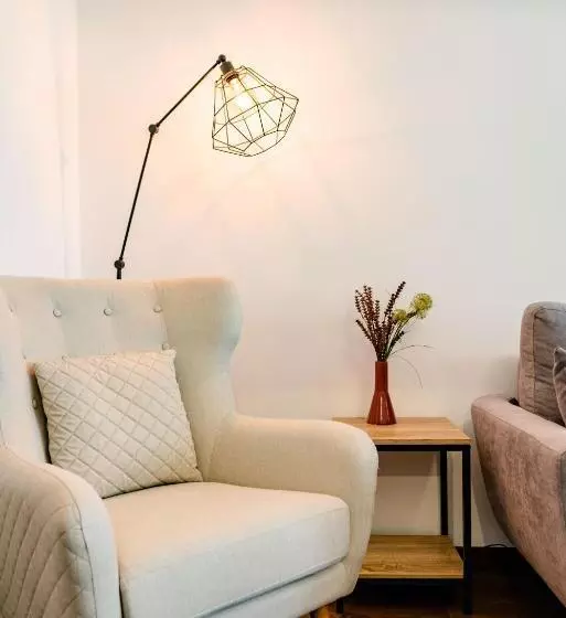 Apart B&v 55 Qualis   Luxury Mountain Escape