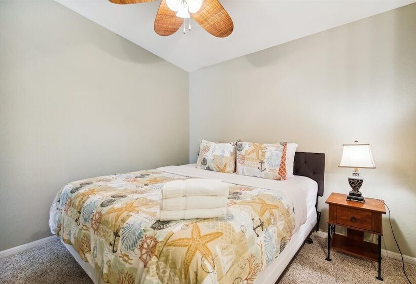 Palms At Cove View 1704 Glowing Fun