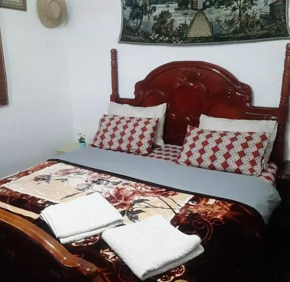 پانسیون Beit Alkaram