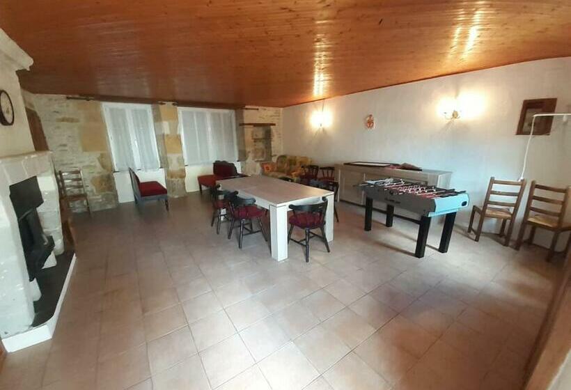 펜션 L Heureux Lay