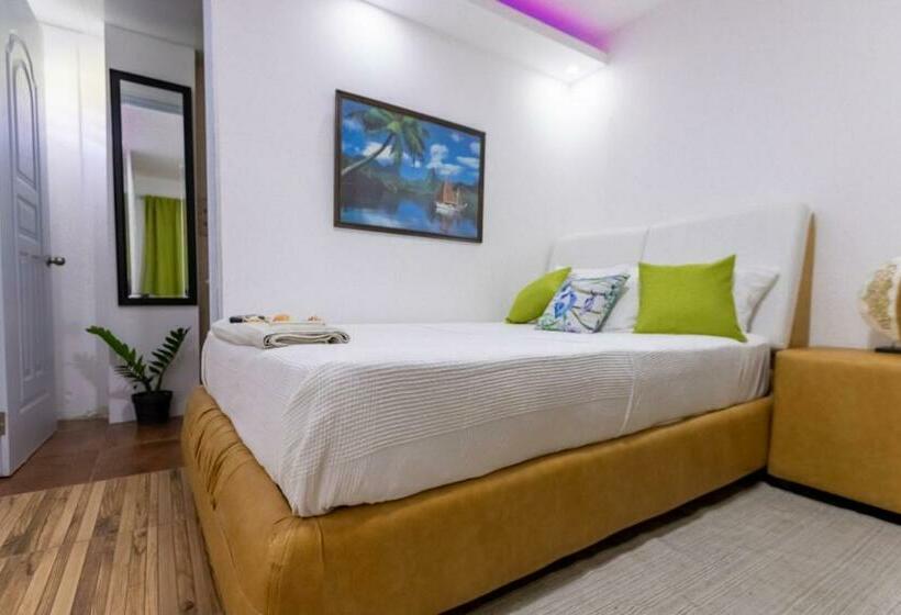 پانسیون Room In Guest Room Nice 1br 1bt With Common Picuzzi