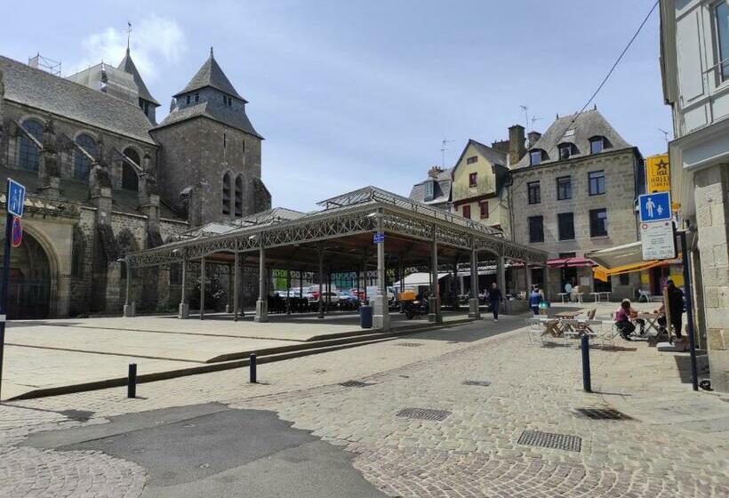 مبيت وإفطار Aux Trois Palmiers