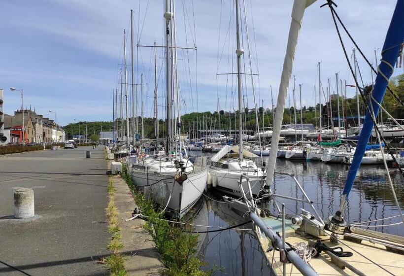 مبيت وإفطار Aux Trois Palmiers