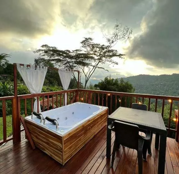 Aamiaismajoitus (B&B) Glamping Y Cabañas Travel Experiences