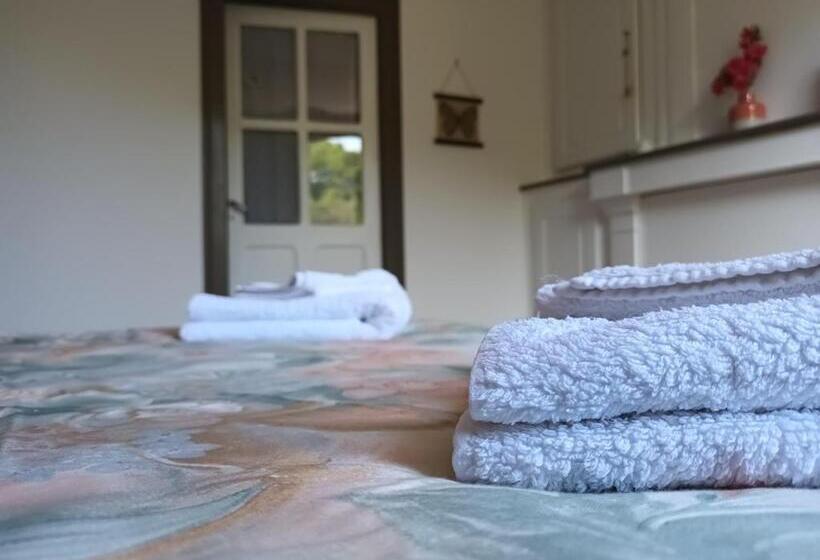 تختخواب و صبحانه Chambres D Hôtes Le Veilleur De Noblat