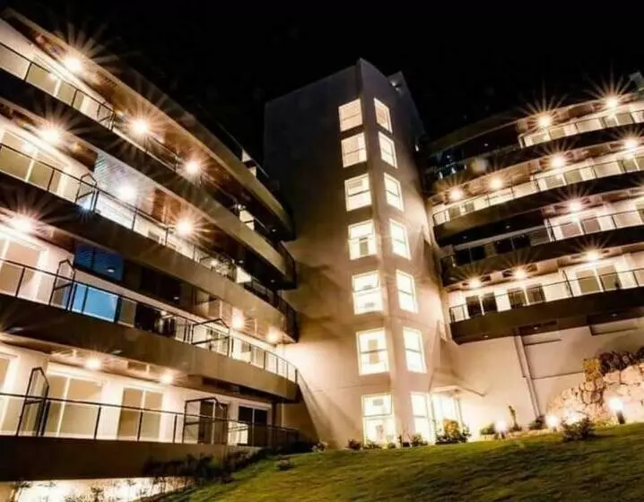 Departamento Con Vista Al Lago En Veneto Village