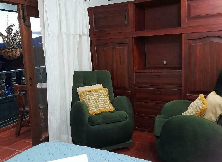 Sanmiguelavilla Hotels Vdl