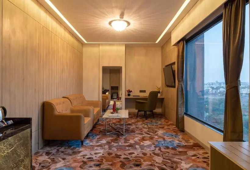 Hotelli The Monarch At Chakan Midc, Pune