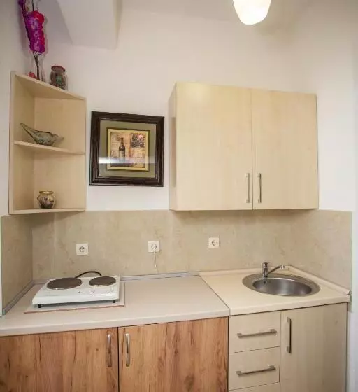 پانسیون Apartments Jelena Ulcinj