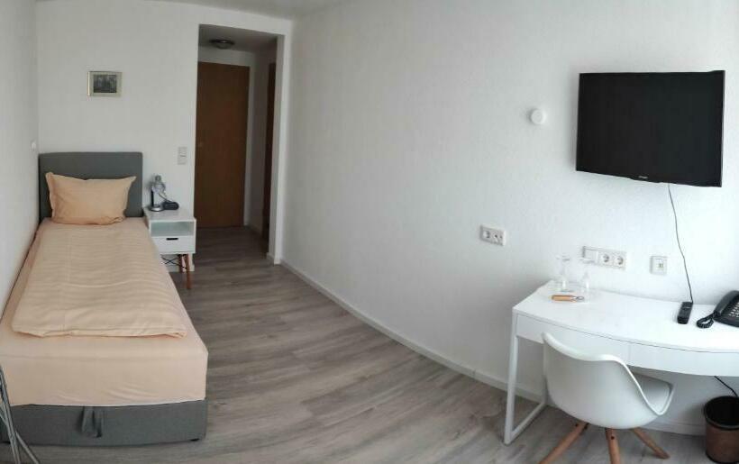 تختخواب و صبحانه Schiff