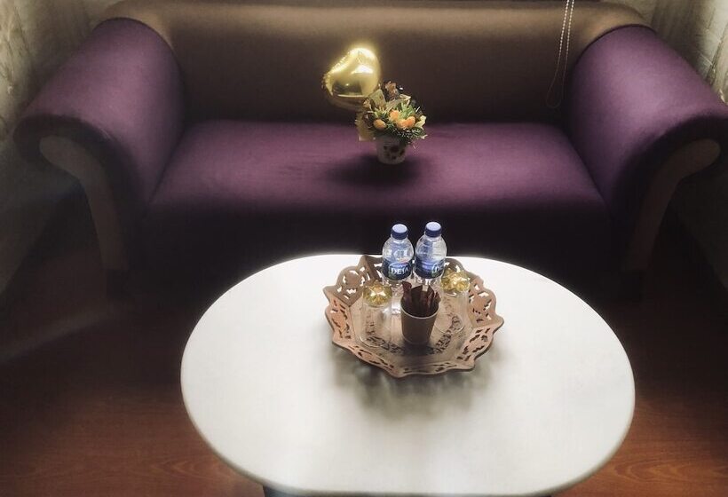 فندق Luxor Empire