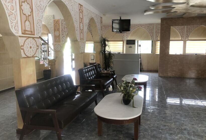 فندق Luxor Empire