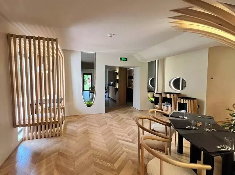 استراحتگاه Garden Retreat Junior