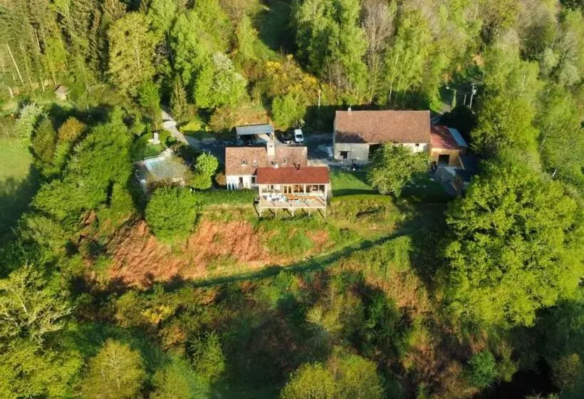 Aamiaismajoitus (B&B) Veyrinas 43