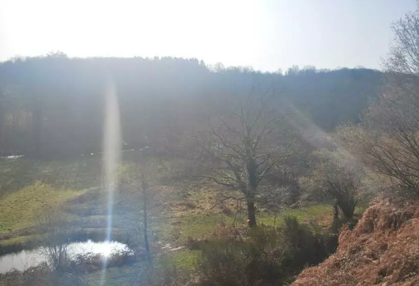 Aamiaismajoitus (B&B) Veyrinas 43