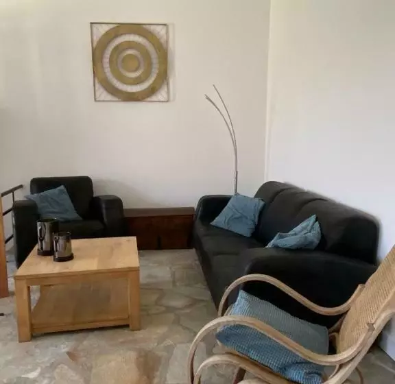 Aamiaismajoitus (B&B) Veyrinas 43