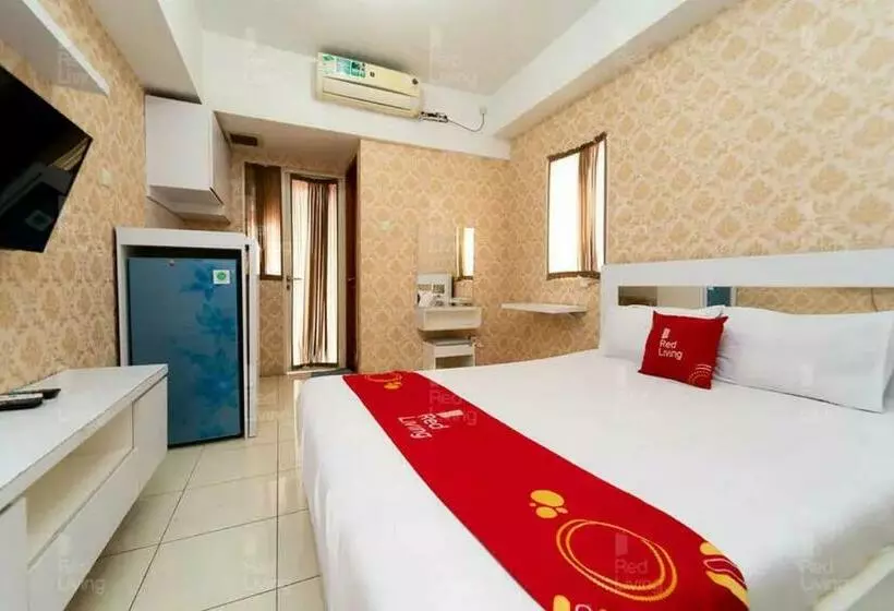 ホテル Redliving Apartemen Green Lake View Ciputat   Farida Property 2 Tower E