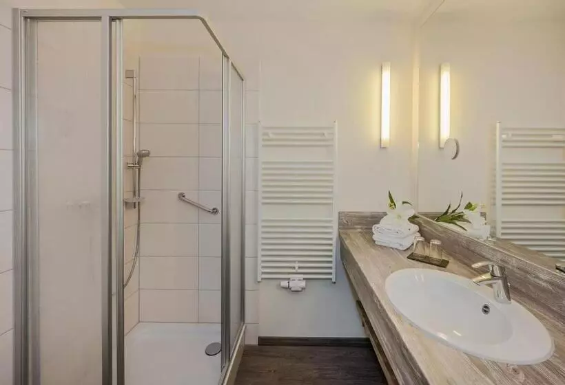 Hotelli Haus Schwalbe Mit Vineta Komfort Häusern