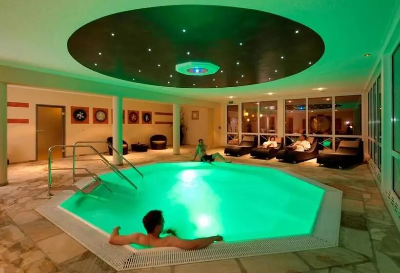 Hotelli Haus Schwalbe Mit Vineta Komfort Häusern