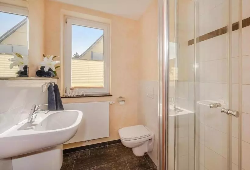 Hotelli Haus Schwalbe Mit Vineta Komfort Häusern