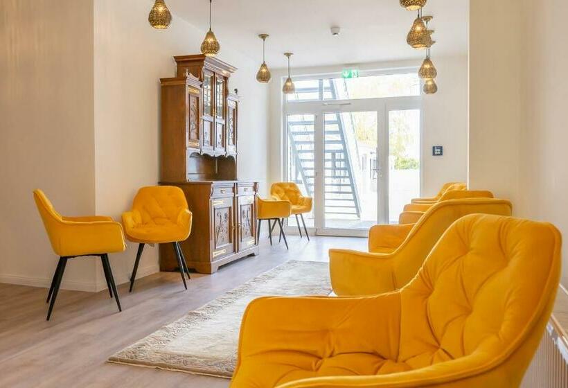 Landschaftliches Haus