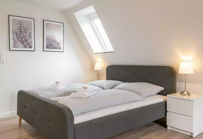 Landschaftliches Haus