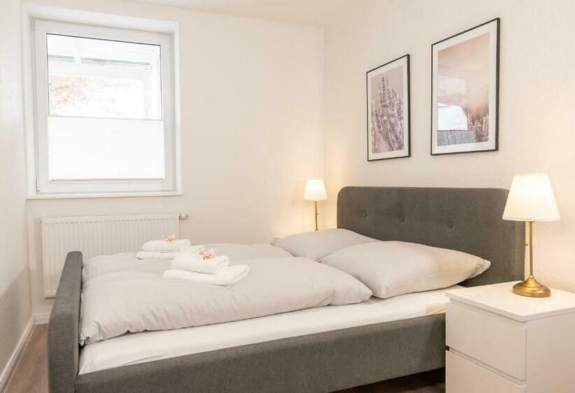 Landschaftliches Haus