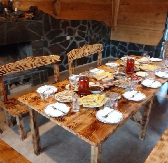 پانسیون Guest House Zargashi