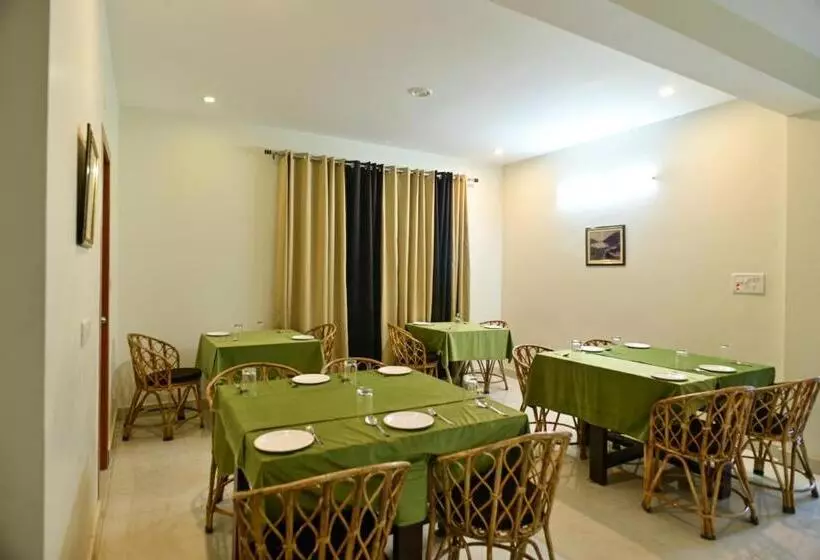 リゾートホテル The Fern Villas Nainital By Beyond Stay