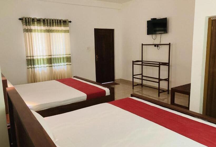 هاستل Nugasewana Guest