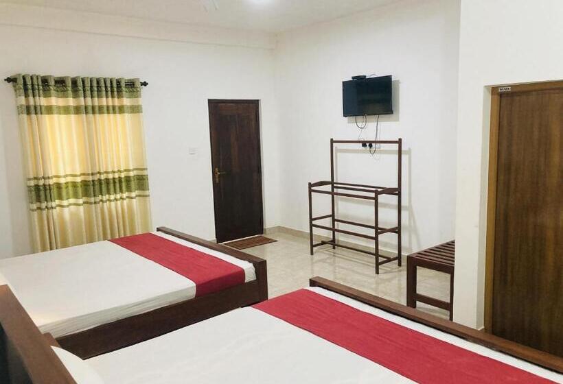 هاستل Nugasewana Guest