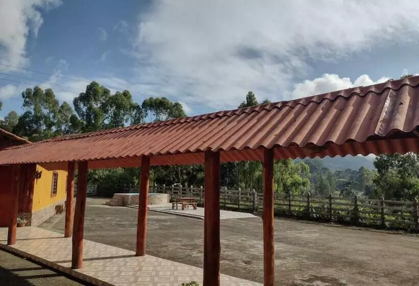 ユースホステル Pousada Campestre Inn
