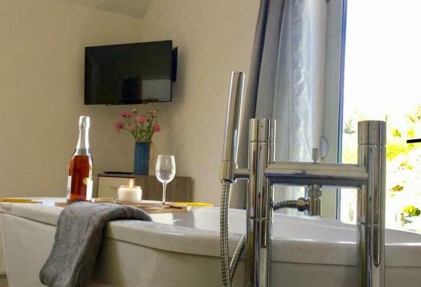 Bed and Breakfast Horsemans Close