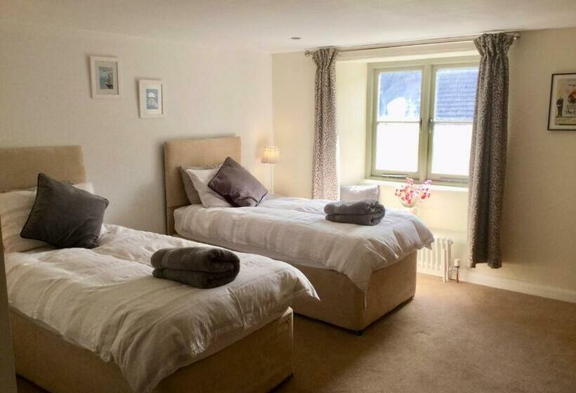 Bed and Breakfast Horsemans Close